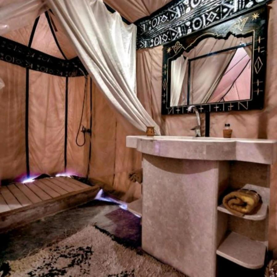 Family Luxury Glamping Hotel Merzouga Exterior photo
